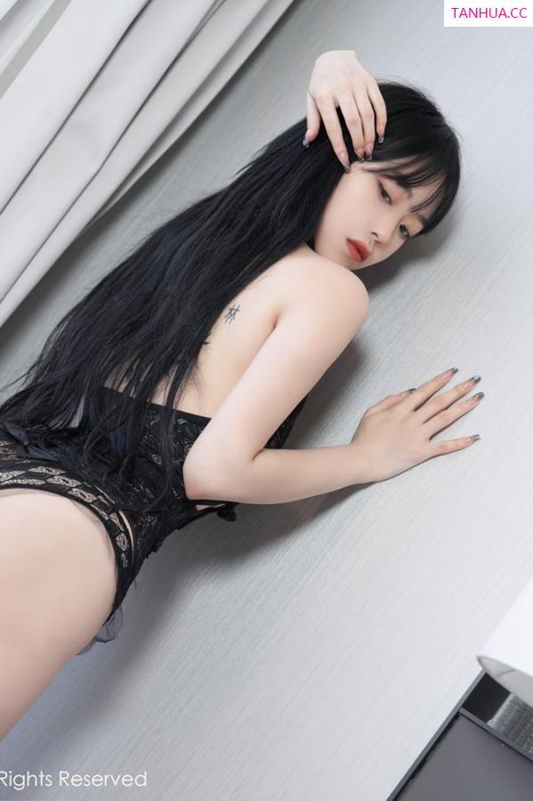 小奶瓶呜呜  [XiuRen]高清写真图 2022.07.07 No.5243 奶瓶第7张图片